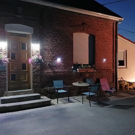 Gîte à la ferme chez Magali et Christian Escaudoeuvres Esterno foto